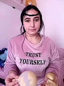 Juanamd1 online show from 02/05/25, 12:06