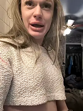 ImCarolinaCutiexxx online show from 11/20/25, 06:41