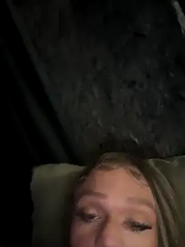 ImCarolinaCutiexxx online show from 11/28/25, 12:49