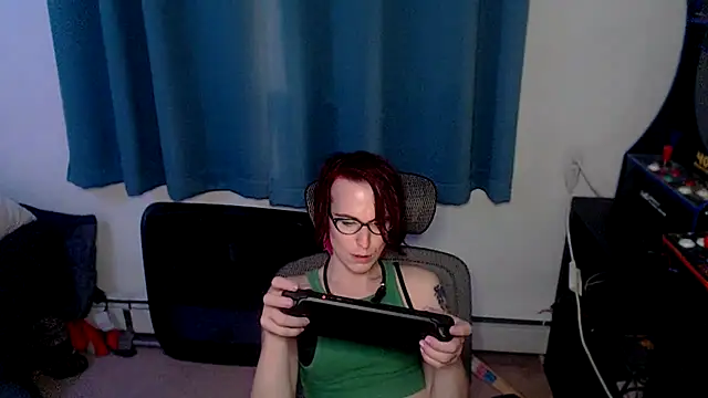 Snapshot of RyffBurnz chatting on 11/26/25, 05:07 RyffBurnz online show from 11/26/25, 05:07