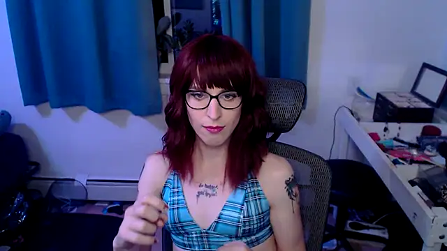 Snapshot of RyffBurnz chatting on 02/18/25, 02:16 RyffBurnz online show from 02/18/25, 02:16