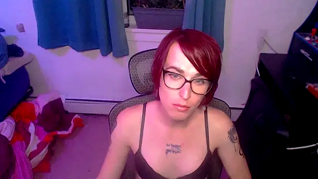 Snapshot of RyffBurnz chatting on 09/24/25, 12:40 RyffBurnz online show from 09/24/25, 12:40
