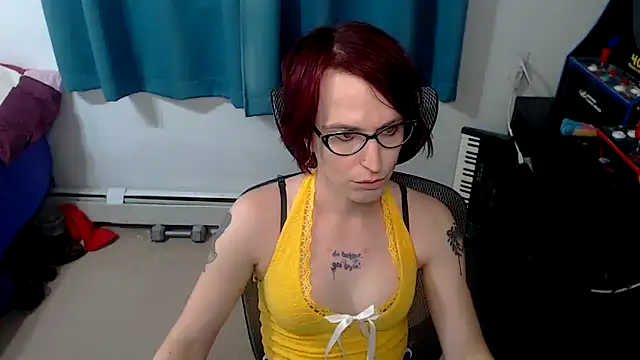 Snapshot of RyffBurnz chatting on 10/29/25, 06:07 RyffBurnz online show from 10/29/25, 06:07