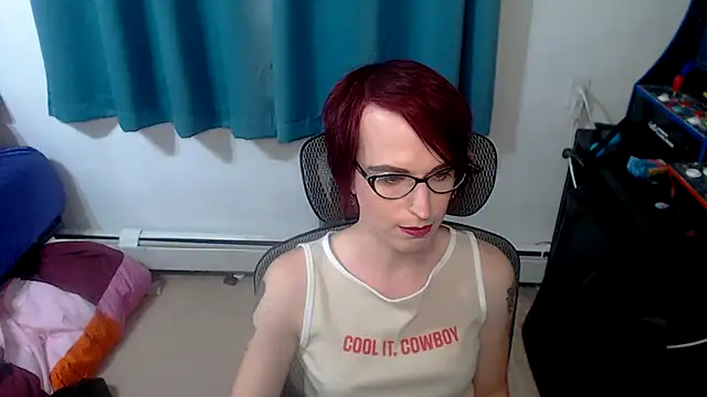 Snapshot of RyffBurnz chatting on 10/07/25, 06:53 RyffBurnz online show from 10/07/25, 06:53