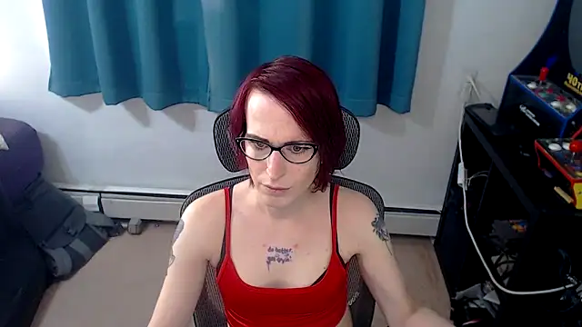 Snapshot of RyffBurnz chatting on 12/16/25, 02:54 RyffBurnz online show from 12/16/25, 02:54