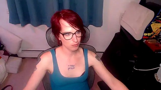 Snapshot of RyffBurnz chatting on 09/11/25, 04:45 RyffBurnz online show from 09/11/25, 04:45