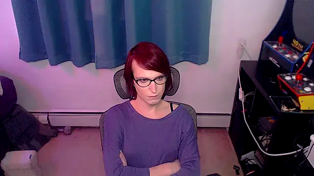 Snapshot of RyffBurnz chatting on 12/17/25, 06:24 RyffBurnz online show from 12/17/25, 06:24