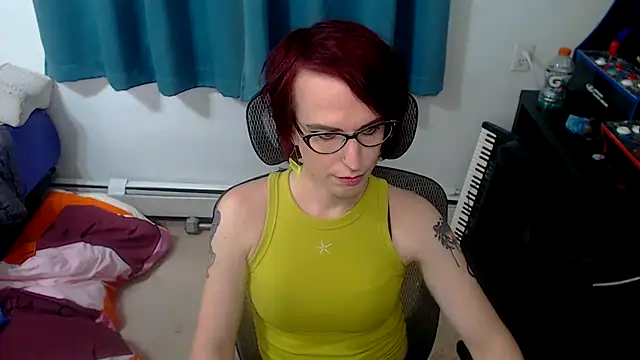 Snapshot of RyffBurnz chatting on 10/15/25, 04:26 RyffBurnz online show from 10/15/25, 04:26