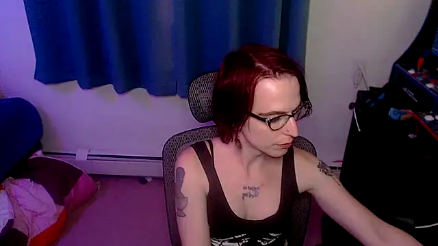 Snapshot of RyffBurnz chatting on 10/09/25, 04:24 RyffBurnz online show from 10/09/25, 04:24