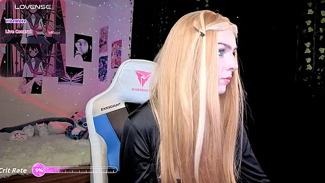 Snapshot of Reflexxxia_ chatting on 12/04/25, 02:49 Reflexxxia online show from 12/04/25, 02:49