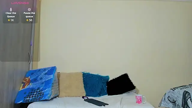 ValeryJohanson  online show from 12/23/25, 04:56