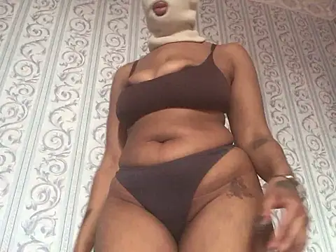 nolotymfcXo online show from 03/13/26, 01:27