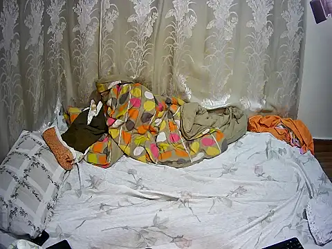 happy sonia online show from 10/26/25, 07:53