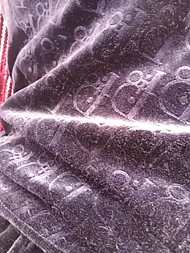 Snapshot of Broan_me chatting on 10/11/25, 05:30 Broan me online show from 10/11/25, 05:30