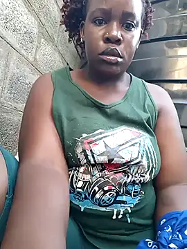 Snapshot of Broan_me chatting on 12/03/25, 04:24 Broan me online show from 12/03/25, 04:24