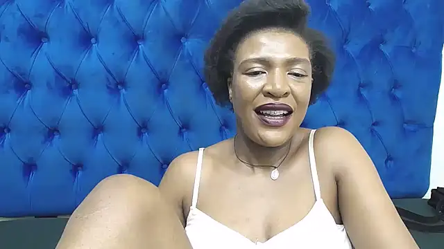 Snapshot of SpicyQueenxxxx chatting on 05/20/26, 10:01 SpicyQueenxxxx online show from 05/20/26, 10:01