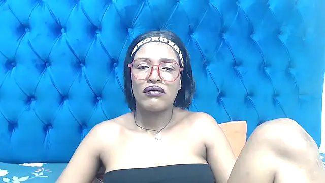 Snapshot of SpicyQueenxxxx chatting on 04/18/26, 07:58 SpicyQueenxxxx online show from 04/18/26, 07:58