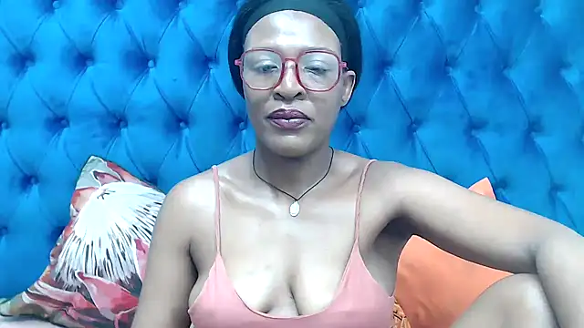 Snapshot of SpicyQueenxxxx chatting on 03/14/26, 06:03 SpicyQueenxxxx online show from 03/14/26, 06:03