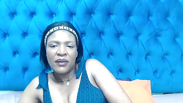 Snapshot of SpicyQueenxxxx chatting on 04/01/26, 07:33 SpicyQueenxxxx online show from 04/01/26, 07:33