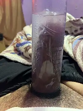 king cum  online show from 10/23/25, 04:27