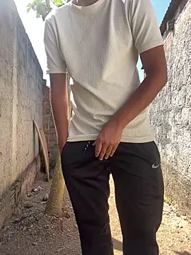 king cum  online show from 11/04/25, 11:47