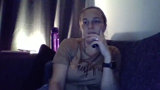 scrummymummy2 online show from 05/13/26, 08:38