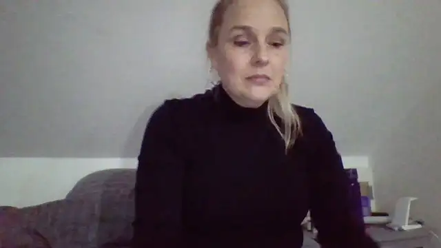 scrummymummy2 online show from 02/07/26, 11:02