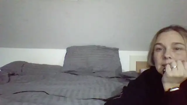 scrummymummy2 online show from 01/31/26, 09:13