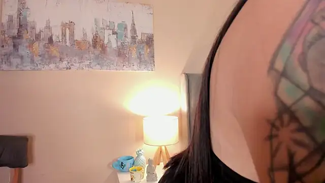 dakotaa   online show from 10/28/25, 08:30