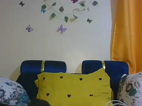 Snapshot of Bigass_mee_ chatting on 09/18/25, 10:02 Bigass mee online show from 09/18/25, 10:02