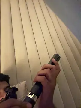 Snapshot of shrreyyyy chatting on 02/16/26, 08:51 shrreyyyy online show from 02/16/26, 08:51