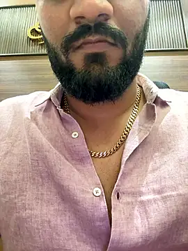 Snapshot of shrreyyyy chatting on 01/14/26, 10:19 shrreyyyy online show from 01/14/26, 10:19