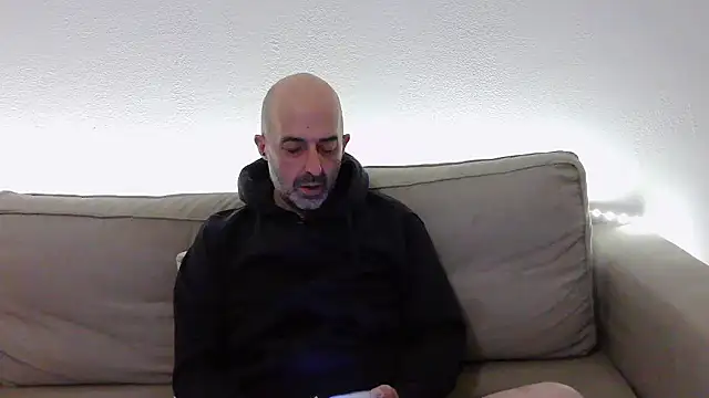 newsimo74 online show from 02/16/25, 05:04