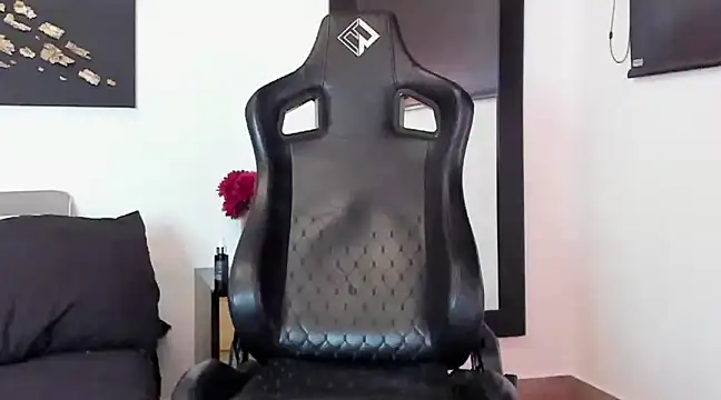 Snapshot of Dereck_vega chatting on 03/08/25, 12:22 Dereck vega online show from 03/08/25, 12:22