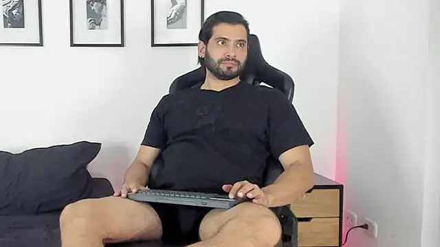 Dereck vega online show from 05/11/26, 09:12
