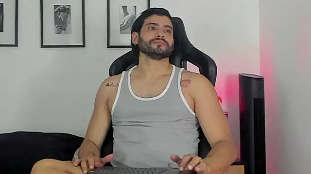 Snapshot of Dereck_vega chatting on 07/04/26, 04:44 Dereck vega online show from 07/04/26, 04:44