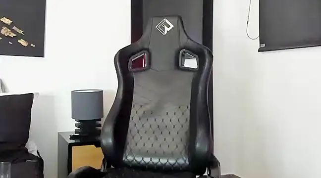 Snapshot of Dereck_vega chatting on 01/15/25, 09:41 Dereck vega online show from 01/15/25, 09:41