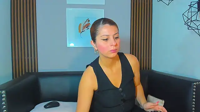 Snapshot of Nahiajhonson_ chatting on 09/10/25, 12:59 Nahiajhonson online show from 09/10/25, 12:59