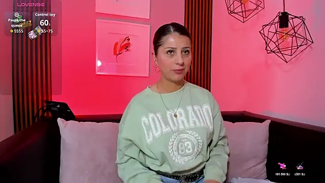 Snapshot of Nahiajhonson_ chatting on 02/16/26, 11:53 Nahiajhonson online show from 02/16/26, 11:53