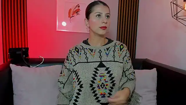 Snapshot of Nahiajhonson_ chatting on 02/21/26, 12:51 Nahiajhonson online show from 02/21/26, 12:51