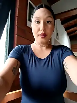 SamaraJay1 online show from 10/30/25, 04:59