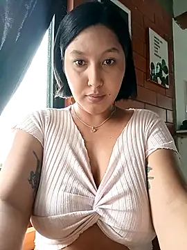 SamaraJay1 online show from 10/06/25, 02:07