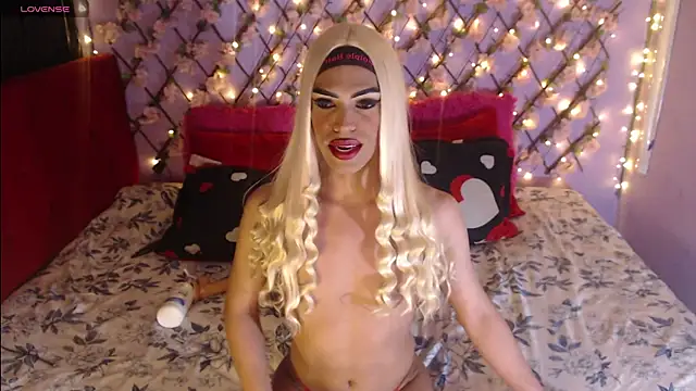 MARGOTFERRER online show from 11/29/25, 05:18