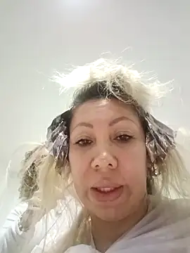 coral smitth online show from 11/30/25, 07:36