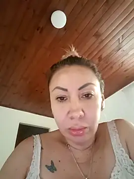 coral smitth online show from 04/12/26, 06:11