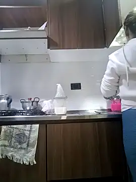 coral smitth online show from 02/26/26, 06:41