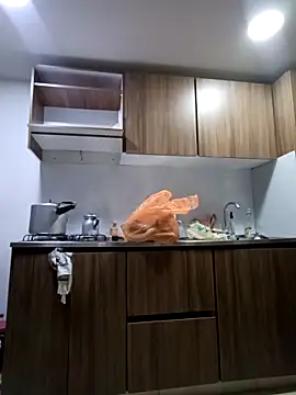 coral smitth online show from 12/15/25, 06:58