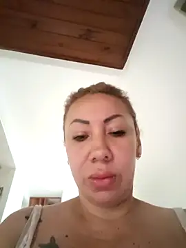 Snapshot of coral_smitth chatting on 05/14/26, 05:21 coral smitth online show from 05/14/26, 05:21
