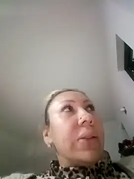 coral smitth online show from 11/09/25, 06:56