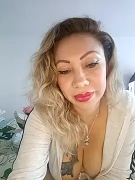 Snapshot of coral_smitth chatting on 02/20/25, 10:15 coral smitth online show from 02/20/25, 10:15